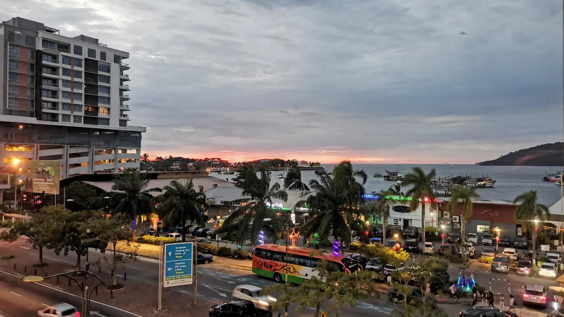 Hostel Space Cap Hotel Kota Kinabalu